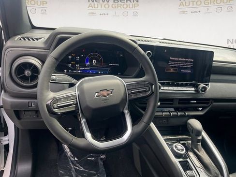 New 2026 Chevrolet Colorado Trail Boss AWD/4WD image 10