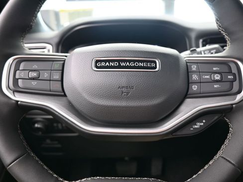 New 2026 Jeep Grand Wagoneer L Limited image 23