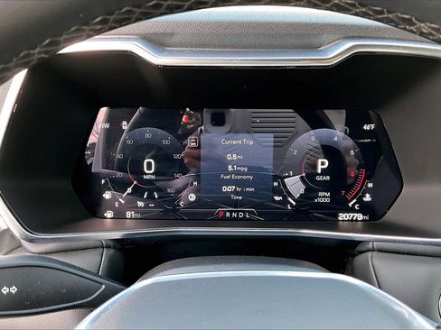 Used 2024 GMC Canyon Elevation w/ Trailering Package image 10