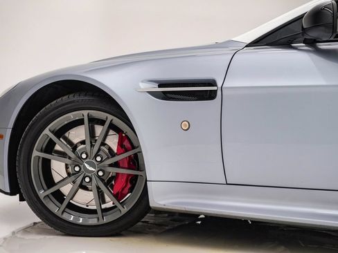 Used 2015 Aston Martin V8 Vantage GT RWD image 14