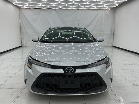 Used 2021 Toyota Corolla LE FWD image 5