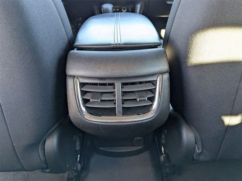 Used 2023 Chevrolet Malibu LT image 33