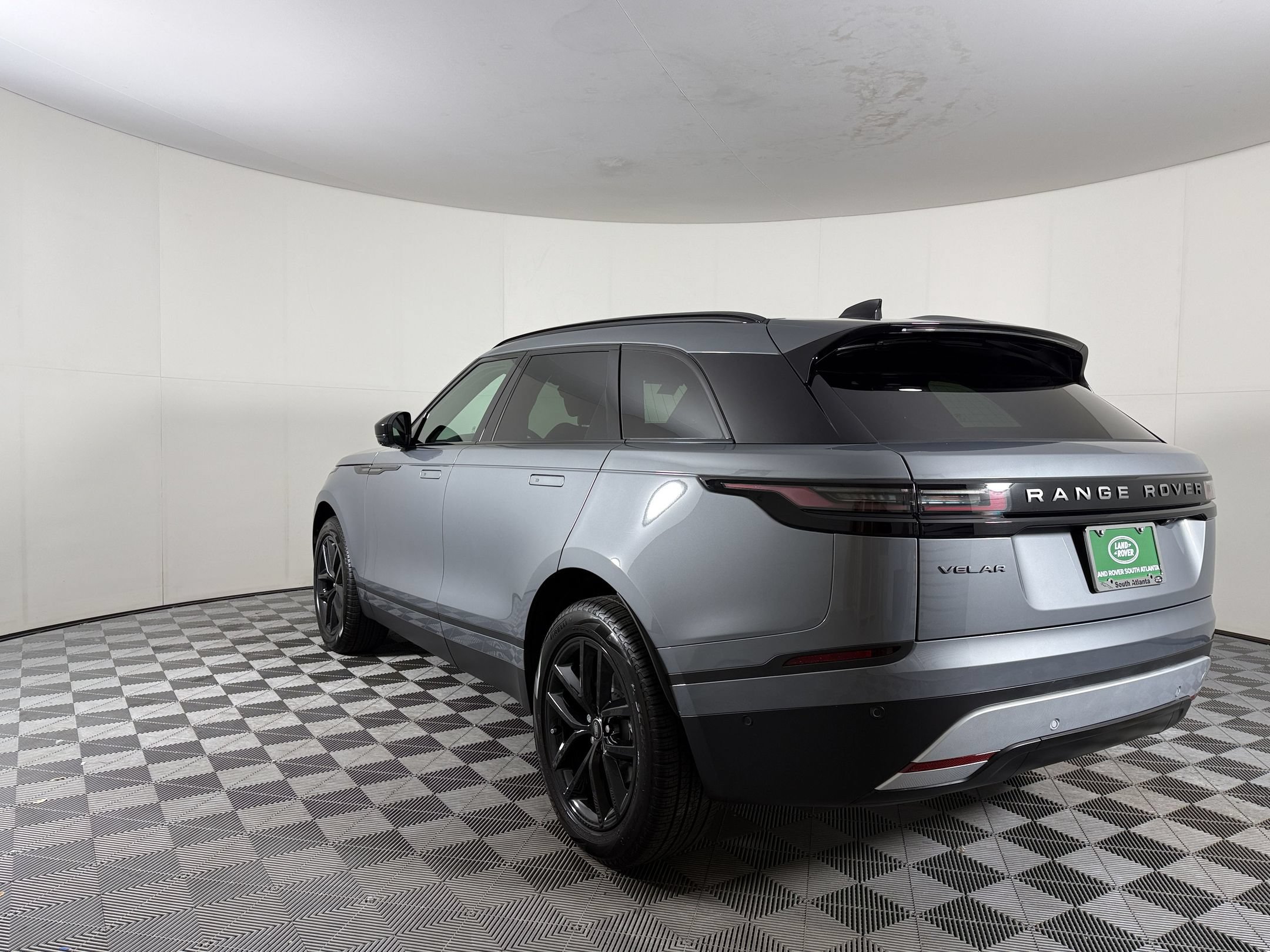 New 2026 Land Rover Range Rover Velar S AWD/4WD image 3