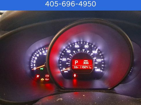 Used 2019 Kia Soul image 17