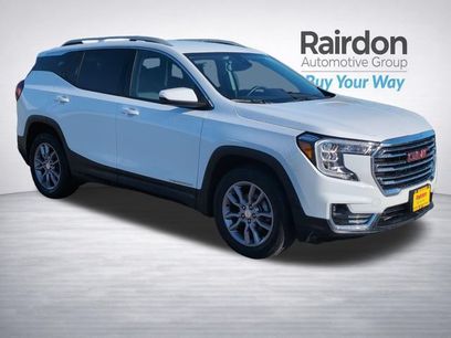 Used 2024 GMC Terrain SLT