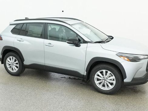 New 2026 Toyota Corolla Cross LE image 39