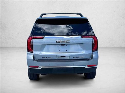Used 2025 GMC Yukon Elevation w/ Elevation Premium Package RWD image 4