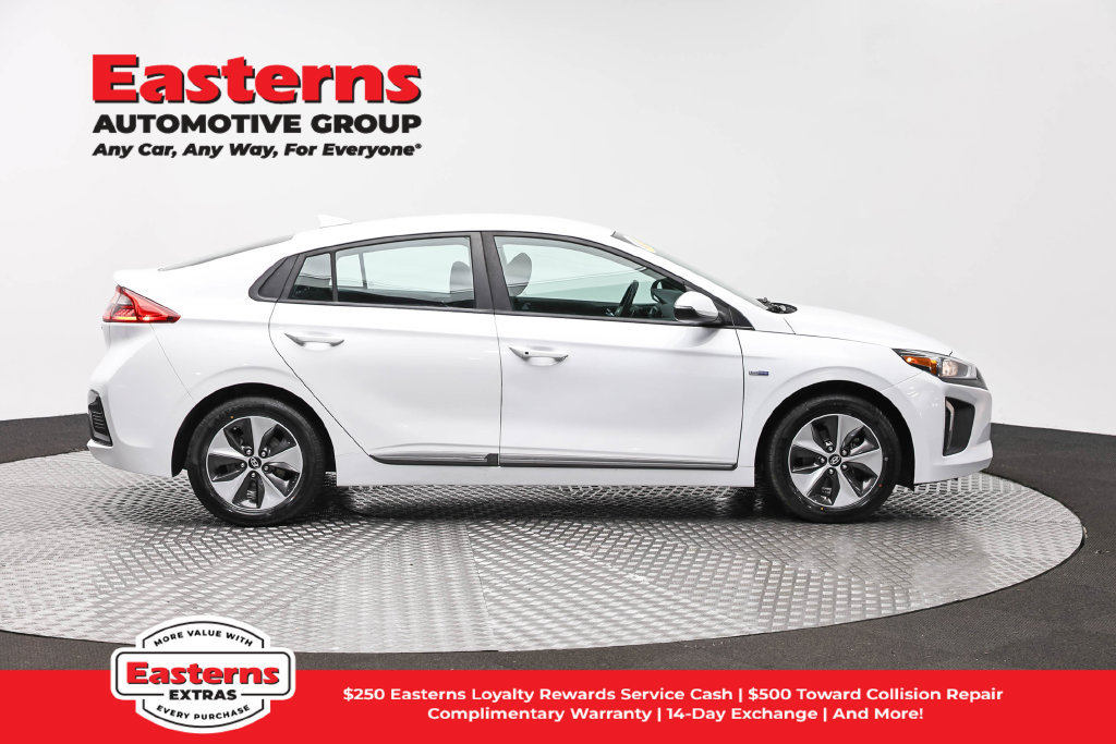 Used 2019 Hyundai Ioniq Electric FWD image 5