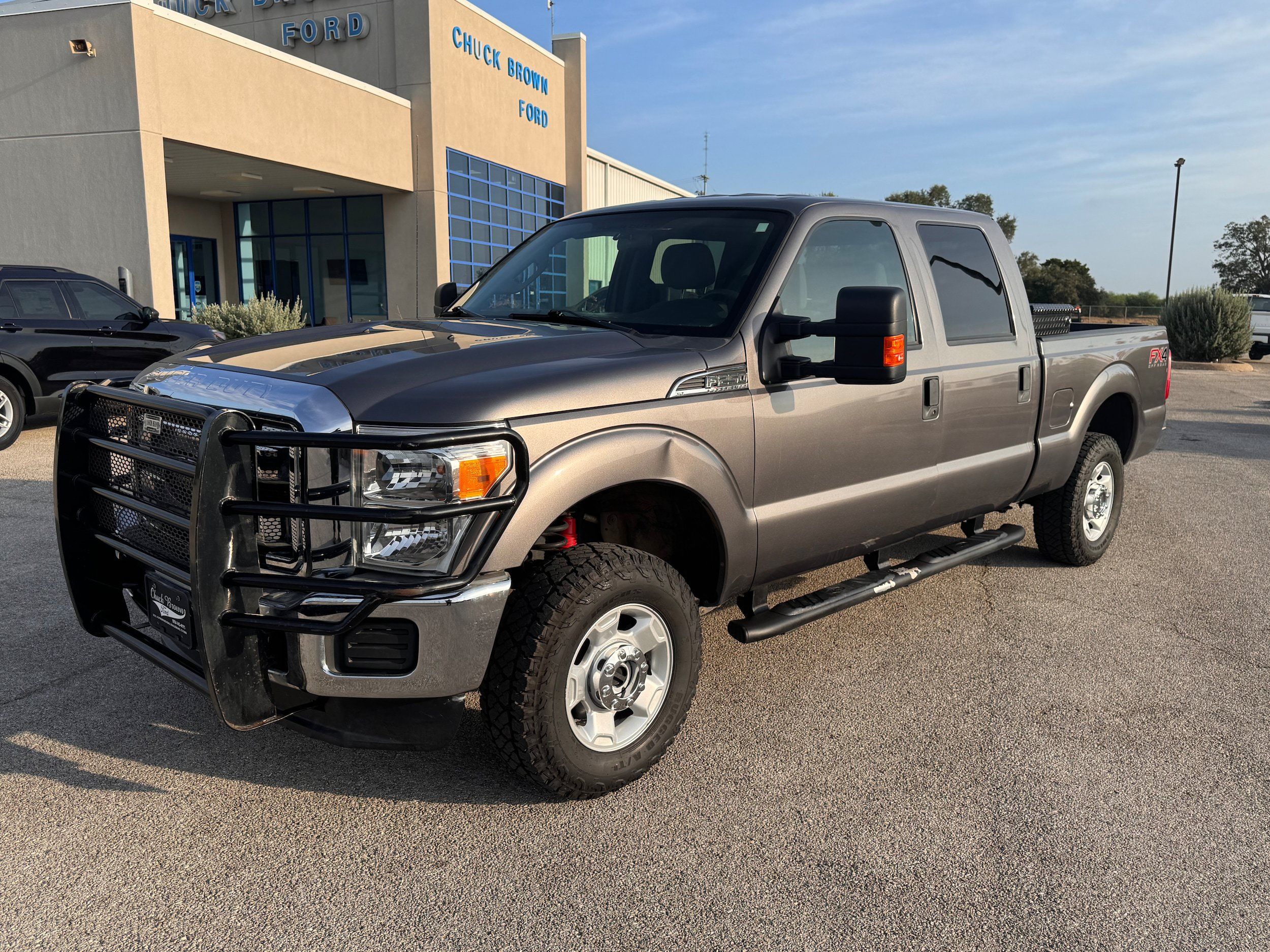 Used 2012 Ford F250 XLT w/ FX4 Off Road Pkg AWD/4WD image 1