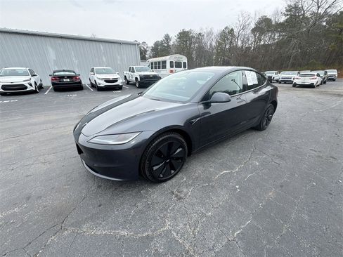 Used 2025 Tesla Model 3 Long Range image 4