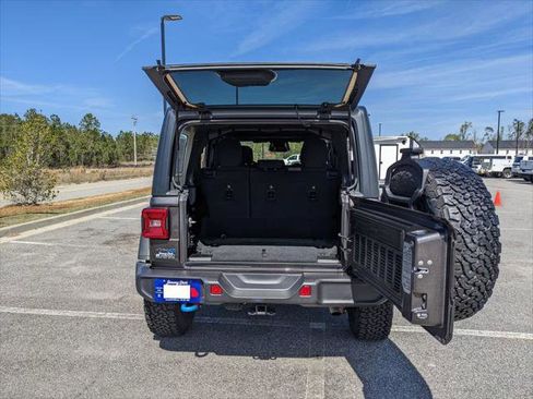 Certified 2025 Jeep Wrangler Unlimited Rubicon 4xe w/ Convenience Group image 44