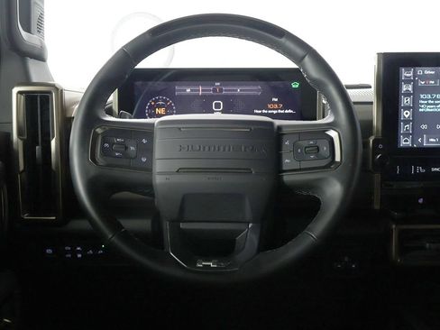 Used 2025 GMC Hummer EV 2X w/ Extreme Off-Road Package AWD/4WD image 44