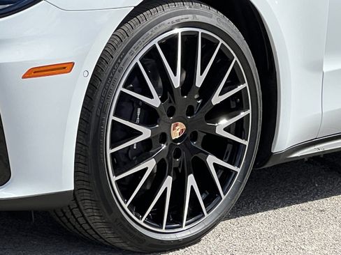 New 2026 Porsche Panamera 4 image 13