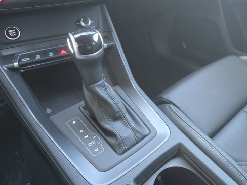 Used 2023 Audi Q3 2.0T Premium w/ Black Optic Sport Package image 23