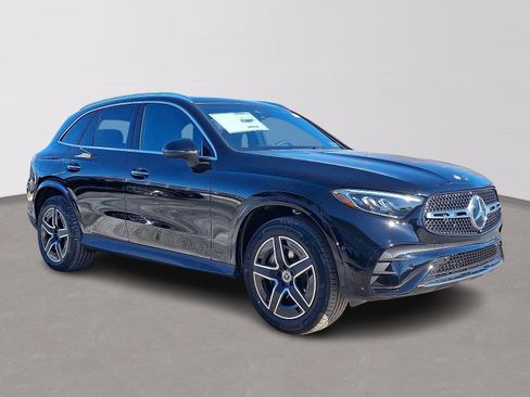 New 2026 Mercedes-Benz GLC 300 4MATIC image 3