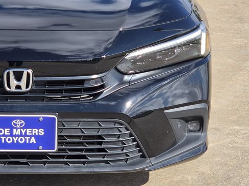 Used 2024 Honda Civic Touring image 4