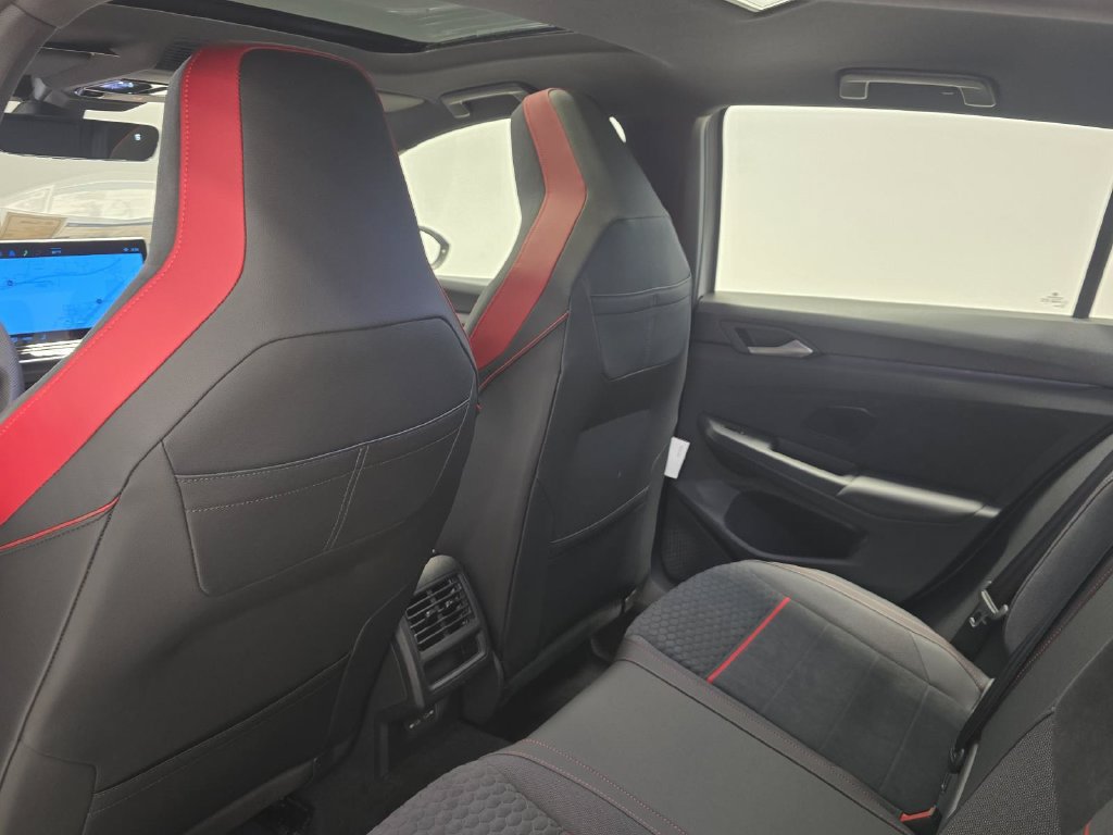 New 2026 Volkswagen GTI SE FWD image 24