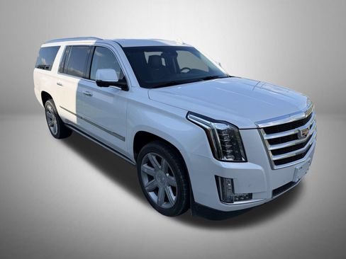 Used 2016 Cadillac Escalade ESV Premium AWD/4WD image 2