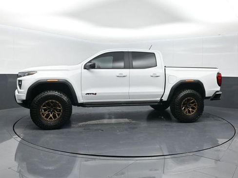 Used 2023 GMC Canyon AT4 w/ Technology Package image 4