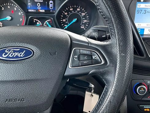 Used 2018 Ford Escape SEL FWD image 11