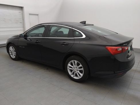 Used 2018 Chevrolet Malibu Hybrid w/ Driver Confidence Package image 3