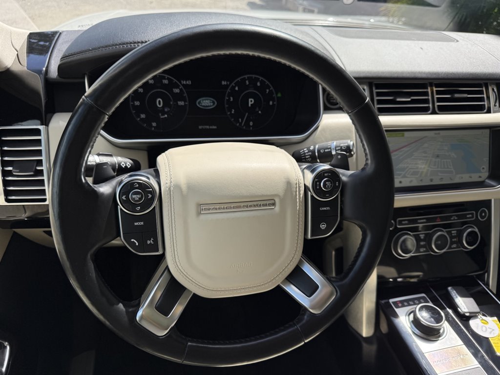 Used 2017 Land Rover Range Rover HSE AWD/4WD image 23