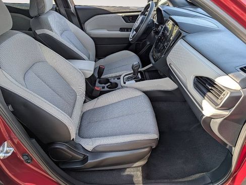 Used 2025 Subaru Forester Premium AWD/4WD image 22