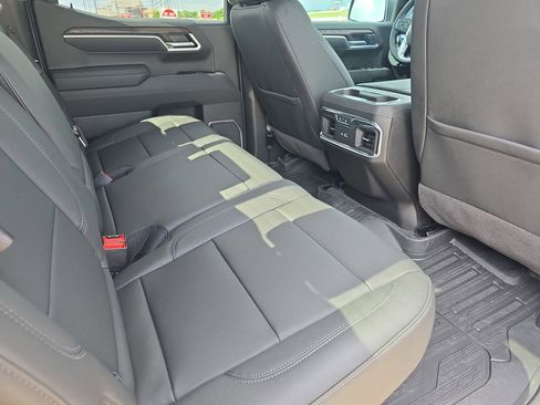 New 2026 GMC Sierra 1500 SLT w/ SLT Premium Plus Package image 11