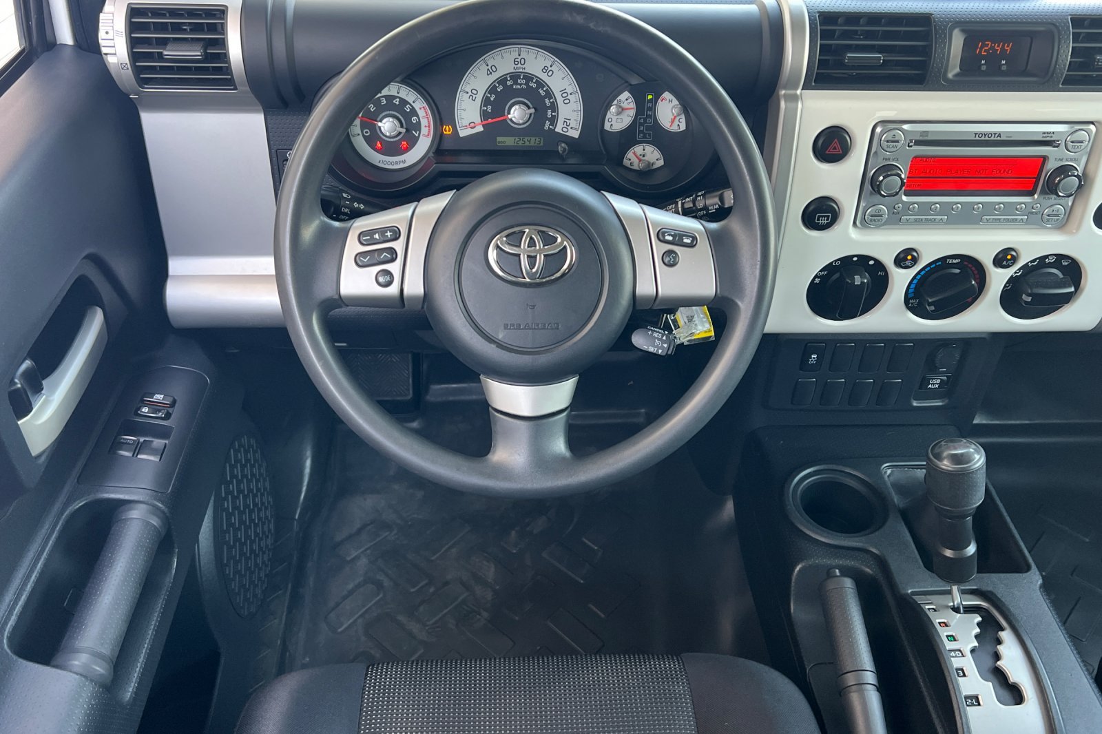 Used 2013 Toyota FJ Cruiser 4WD w/ Convenience Pkg image 14