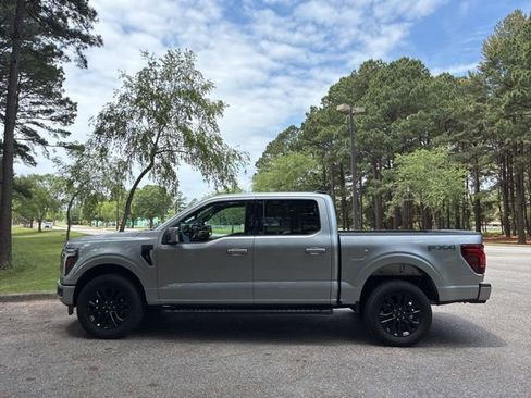 Used 2025 Ford F150 Lariat w/ Equipment Group 501A Mid AWD/4WD image 6