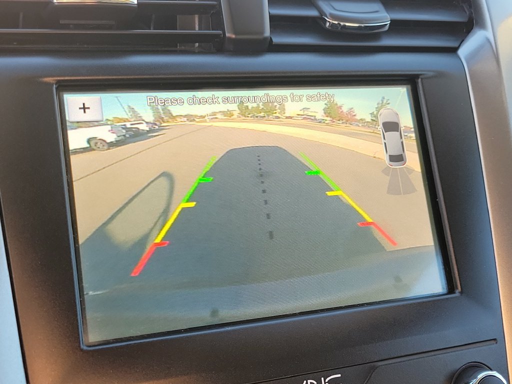 Used 2019 Ford Fusion SEL FWD image 25