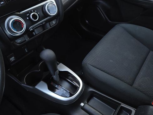 Certified 2019 Honda Fit LX image 26