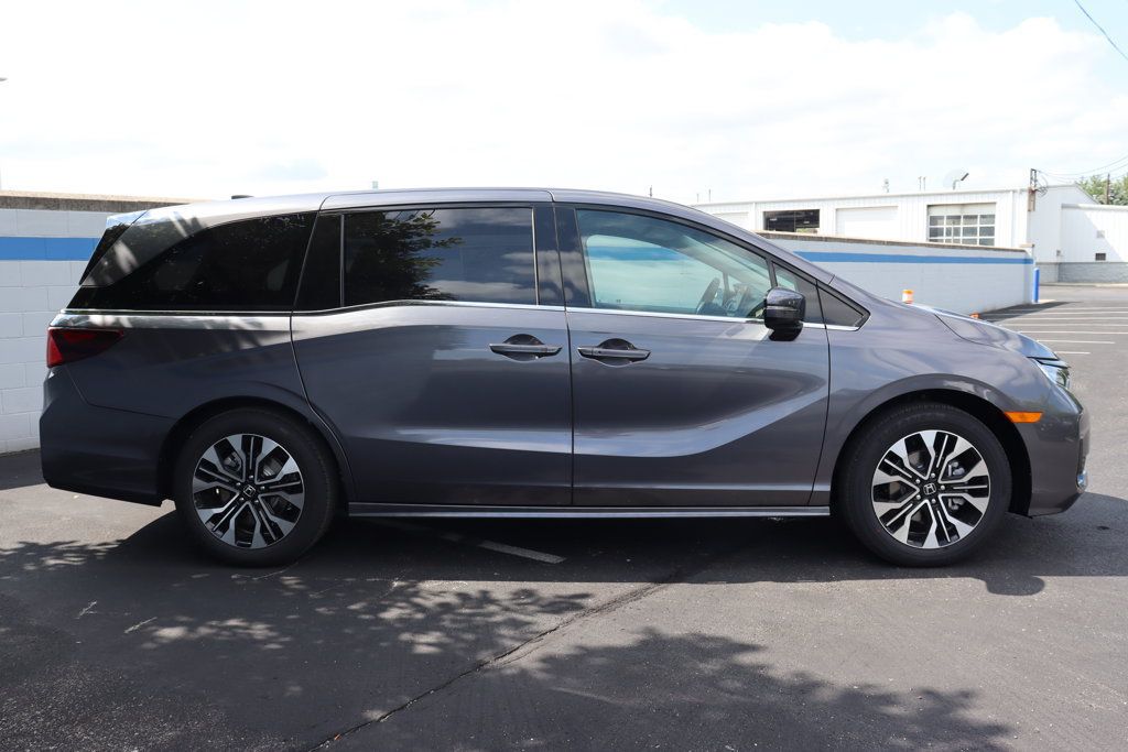 Certified 2026 Honda Odyssey Elite image 6