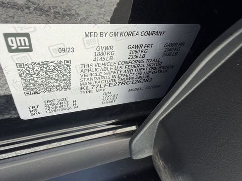 Used 2024 Chevrolet Trax LS w/ LS Convenience Package FWD image 33