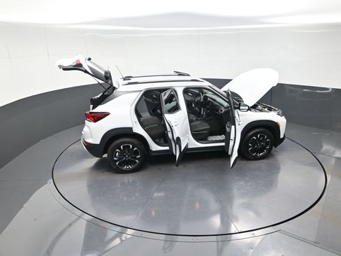 Used 2023 Chevrolet TrailBlazer LT w/ Convenience Package image 14