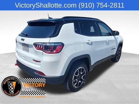 Certified 2025 Jeep Compass Trailhawk AWD/4WD image 26
