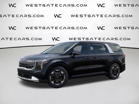 New 2026 Kia Carnival EX FWD image 4