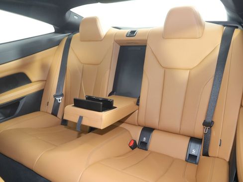 Used 2023 BMW M440i Coupe image 59