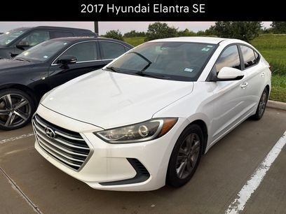 Used 2017 Hyundai Elantra SE