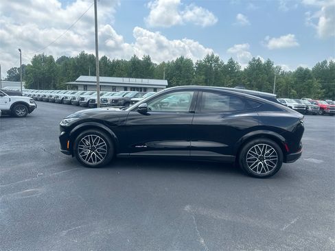 New 2025 Ford Mustang Mach-E Premium image 8