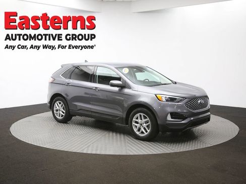 Used 2023 Ford Edge SEL image 46