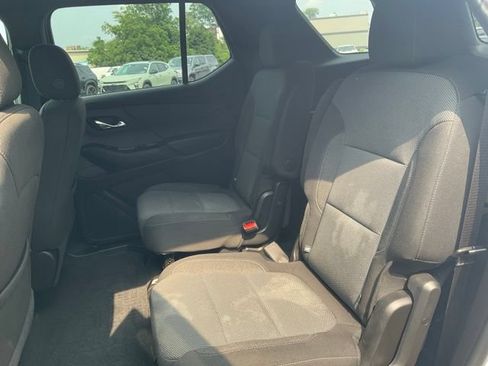 Used 2023 Chevrolet Traverse LT w/ LPO, Floor Liner Package AWD/4WD image 8