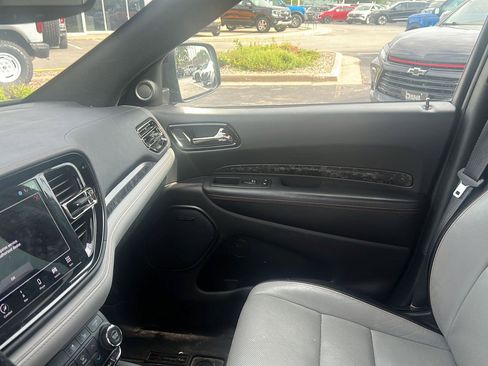 Used 2021 Dodge Durango R/T w/ Technology Group AWD/4WD image 18