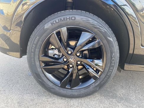 Used 2024 Buick Encore GX Sport Touring image 38