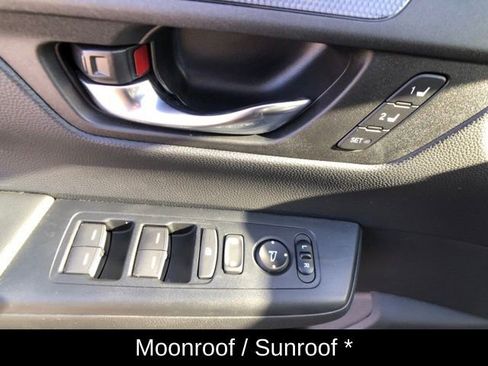 Used 2025 Honda CR-V Sport-L image 13