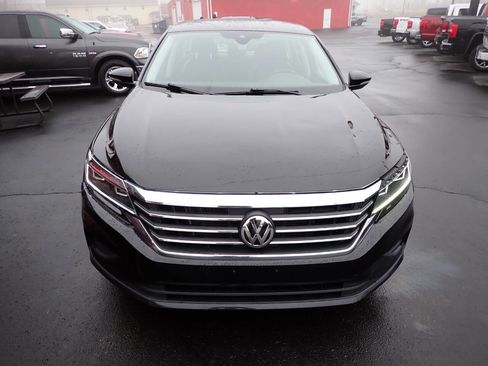 Used 2020 Volkswagen Passat 2.0T SE image 2