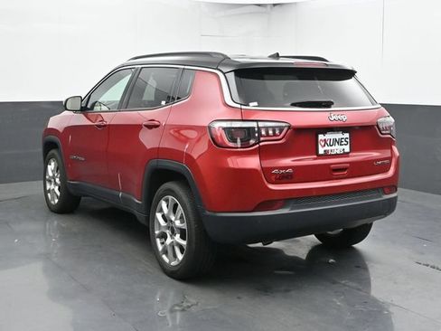 Used 2025 Jeep Compass Limited AWD/4WD image 11