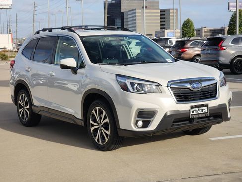 Used 2019 Subaru Forester Limited w/ Popular Package #3 image 3