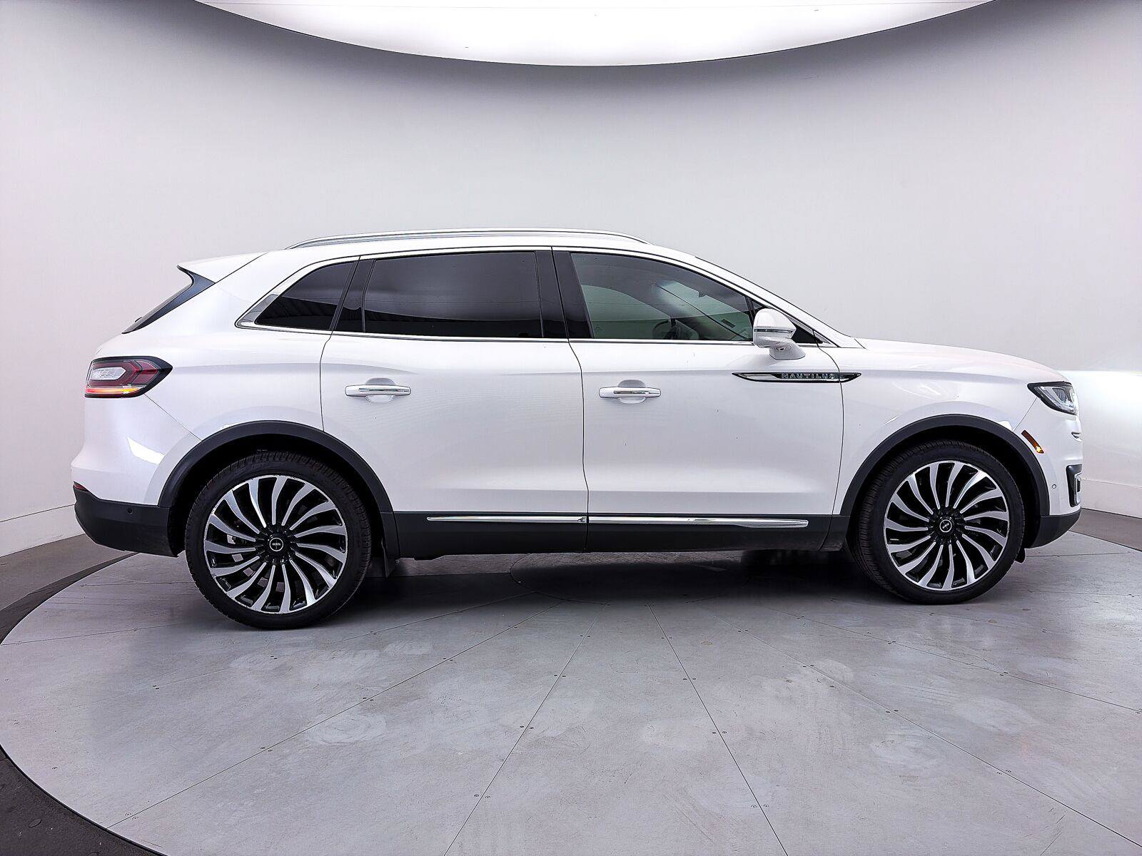 Used 2019 Lincoln Nautilus Black Label AWD/4WD image 41