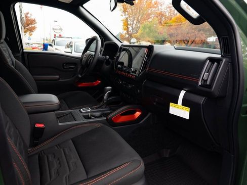 New 2026 Nissan Frontier PRO-4X w/ Pro-4x Convenience Package image 25